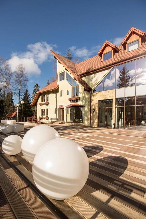 Готель Vila Pinul Si Mesteacanul Пояна-Брашов Екстер'єр фото