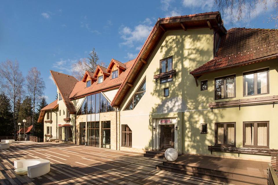 Готель Vila Pinul Si Mesteacanul Пояна-Брашов Екстер'єр фото